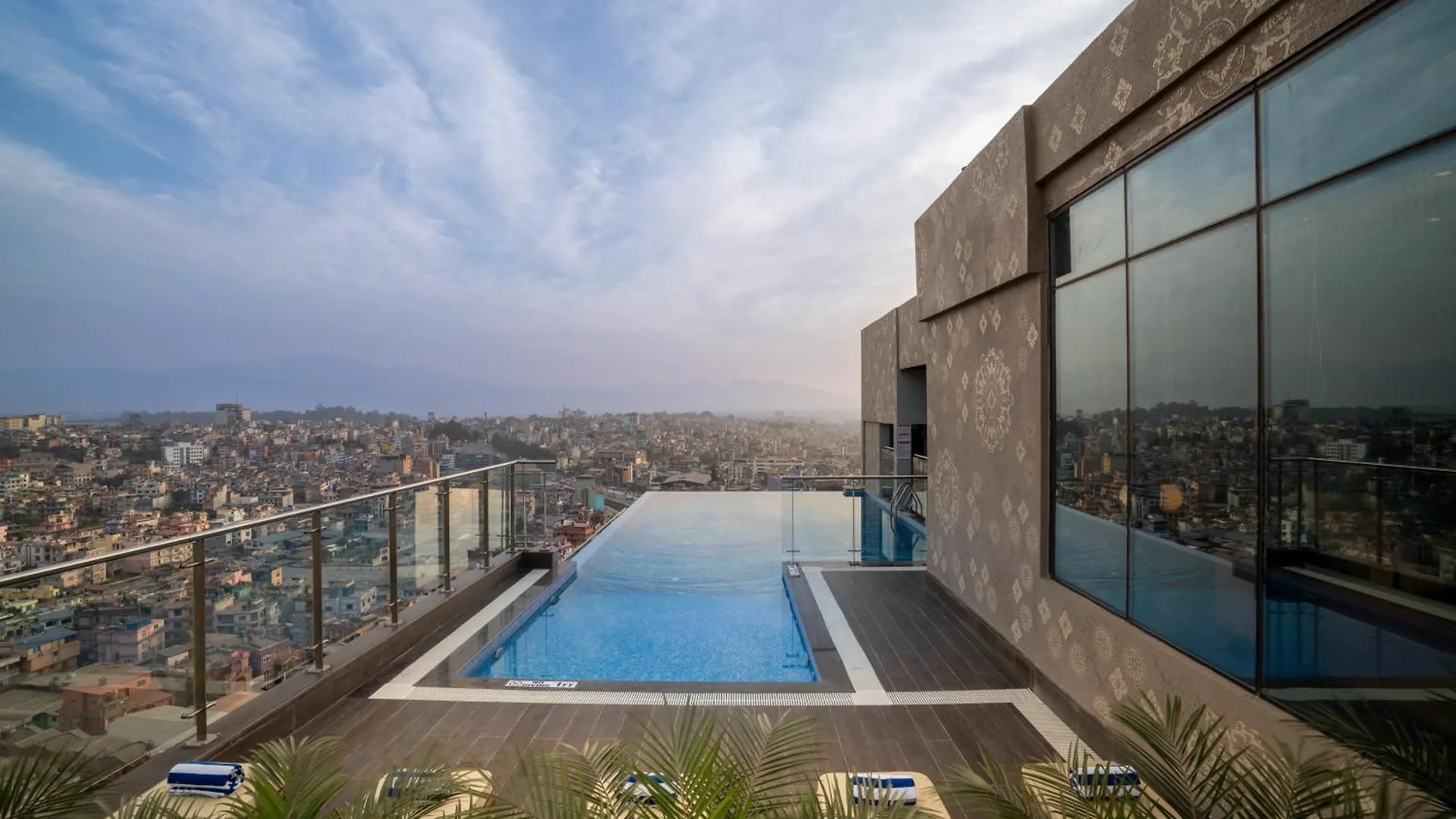 Hotel Mercure Kathmandu Sukedhara Heights